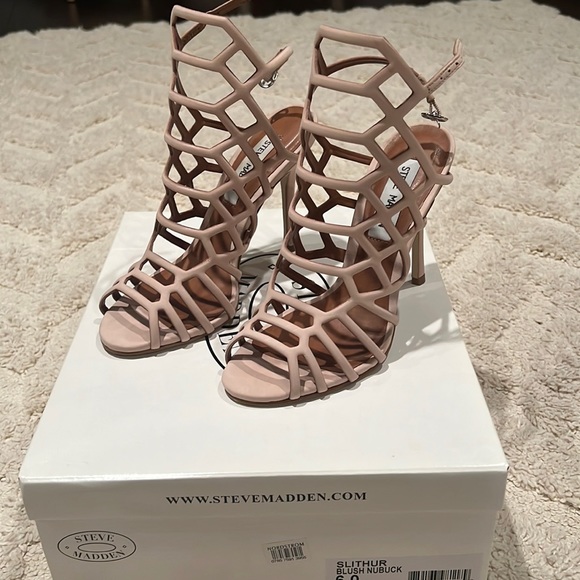 Steve Madden heels - Picture 1 of 7